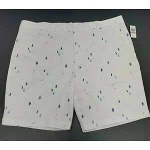 Izod Advantage Performance Sailboat Print Flat Front Shorts Men's Size 42 NWT